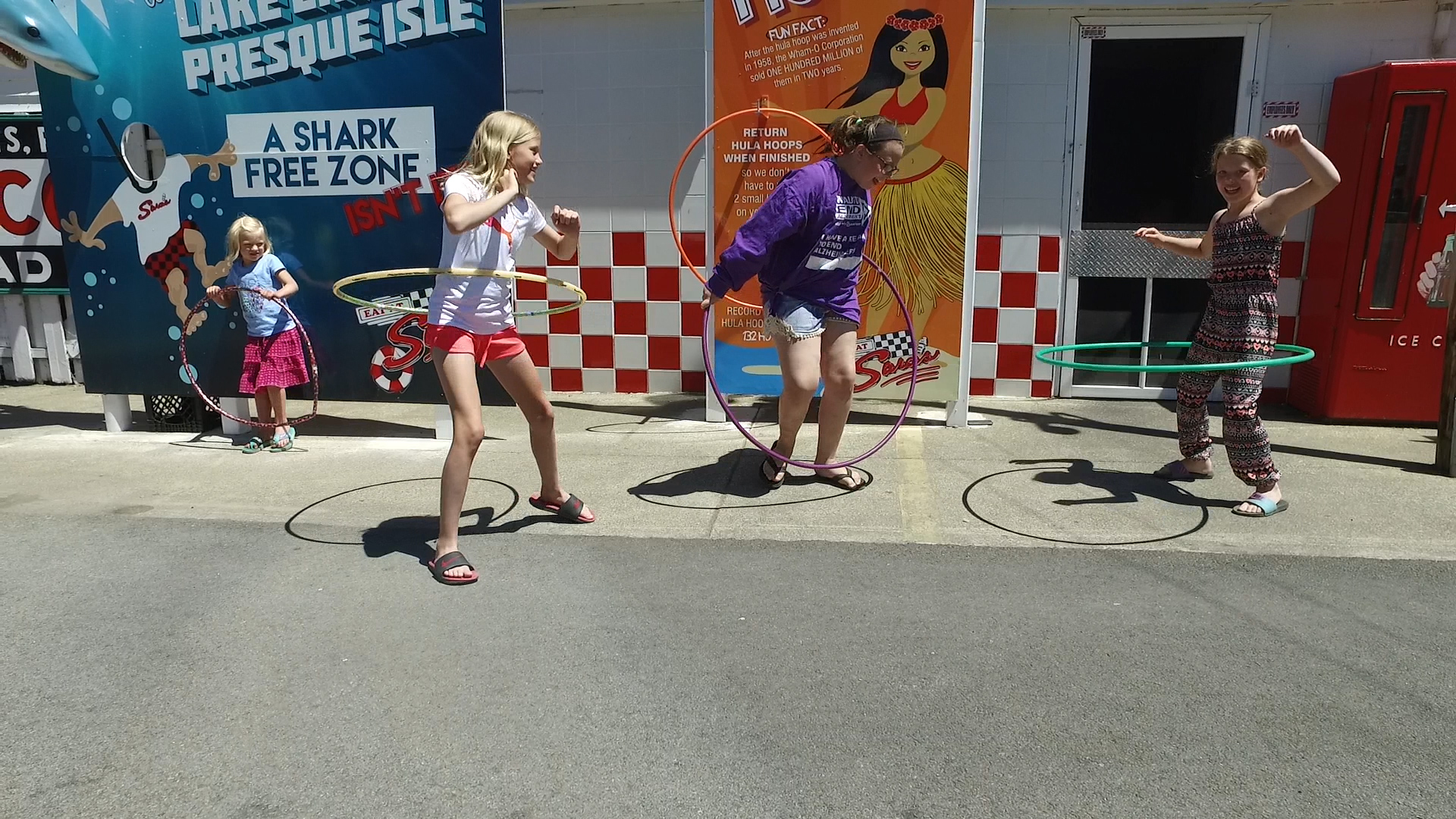 HOME Saras Ice Cream Pub